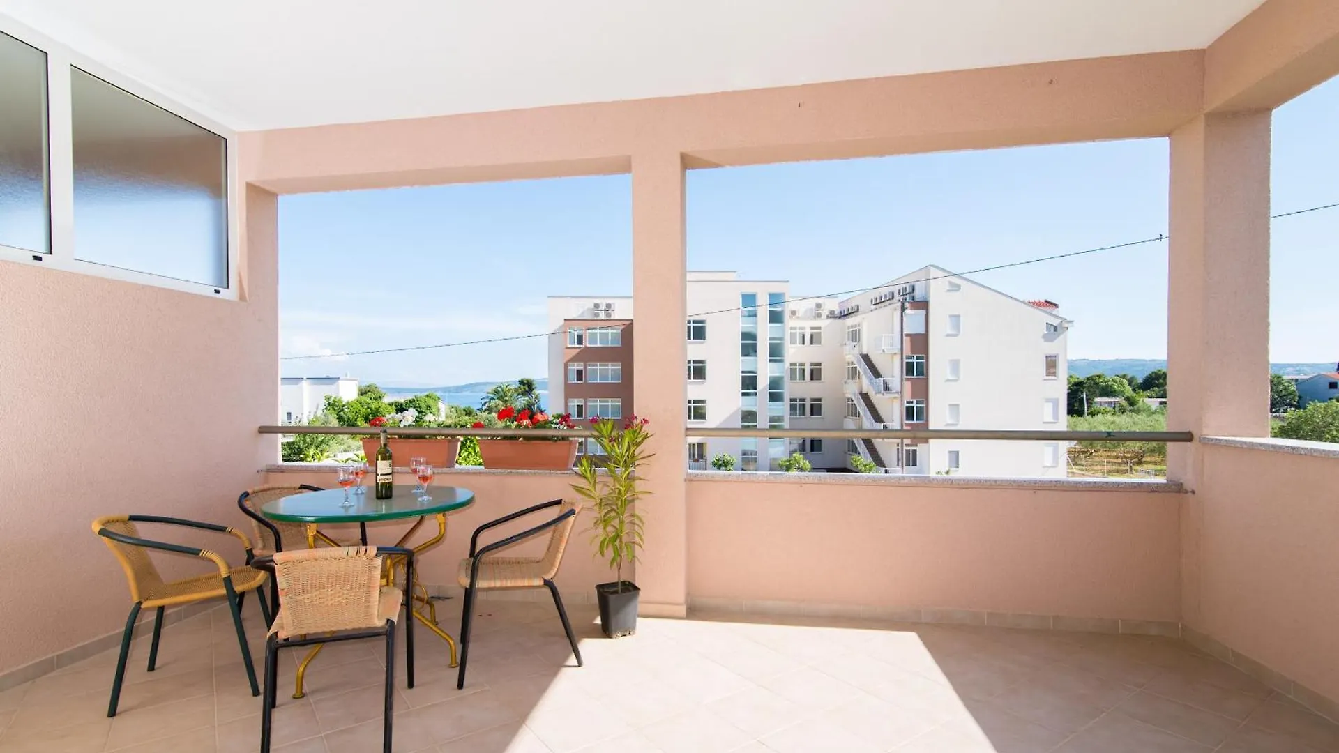 Comfortable Kastel Stafilic Apartment With Balcony Kaštela 0*,  クロアチア