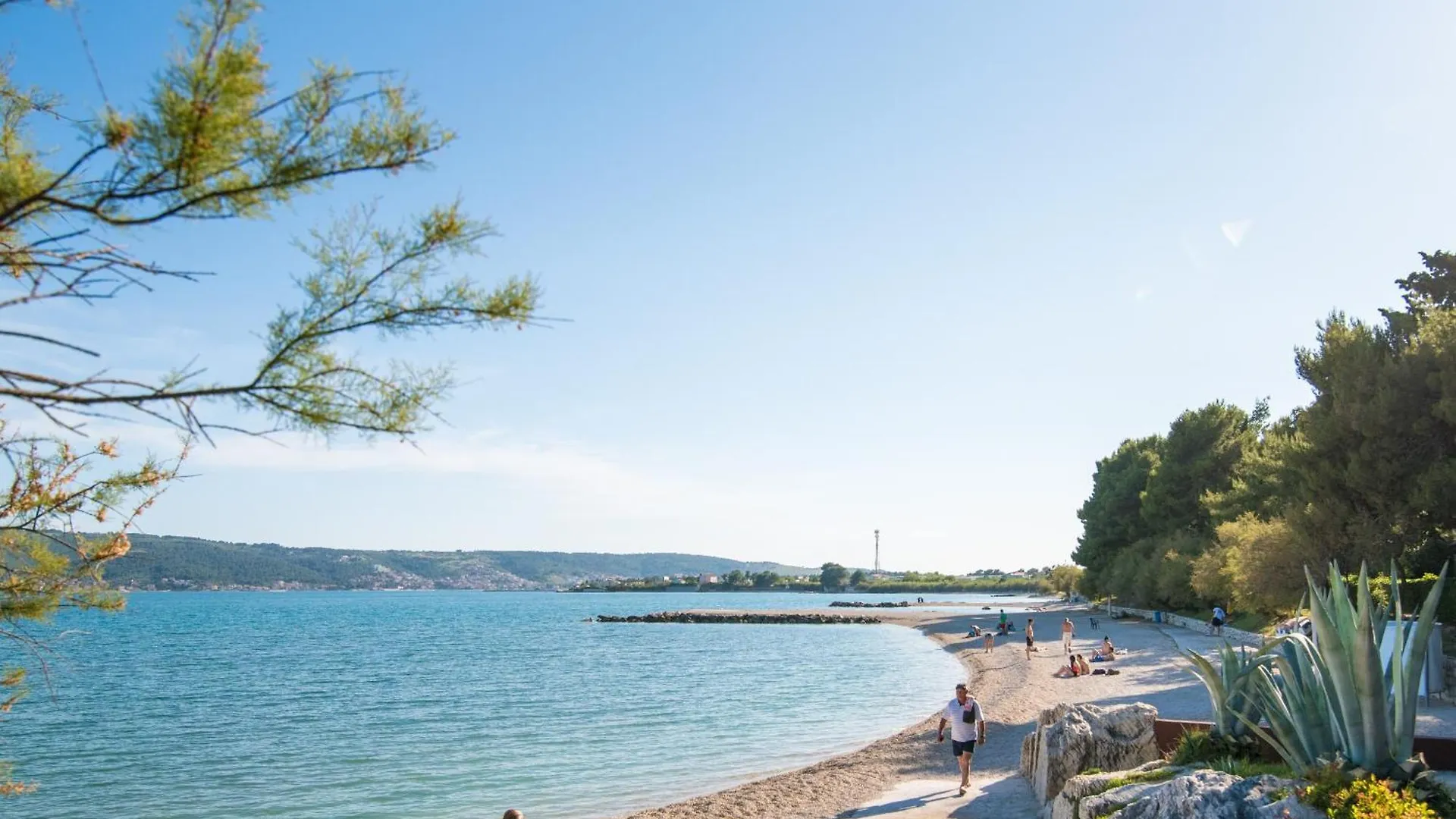 Comfortable Kastel Stafilic Apartment With Balcony Kastela